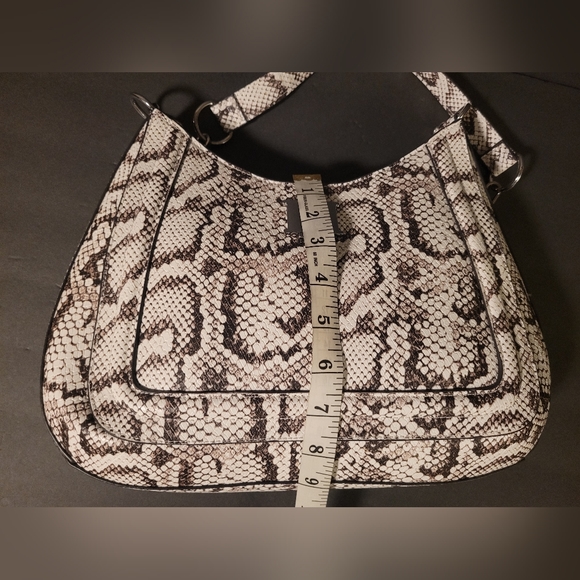 INC international concepts Vanilla Python, convertible crossbody / shoulder bag - Picture 5 of 8